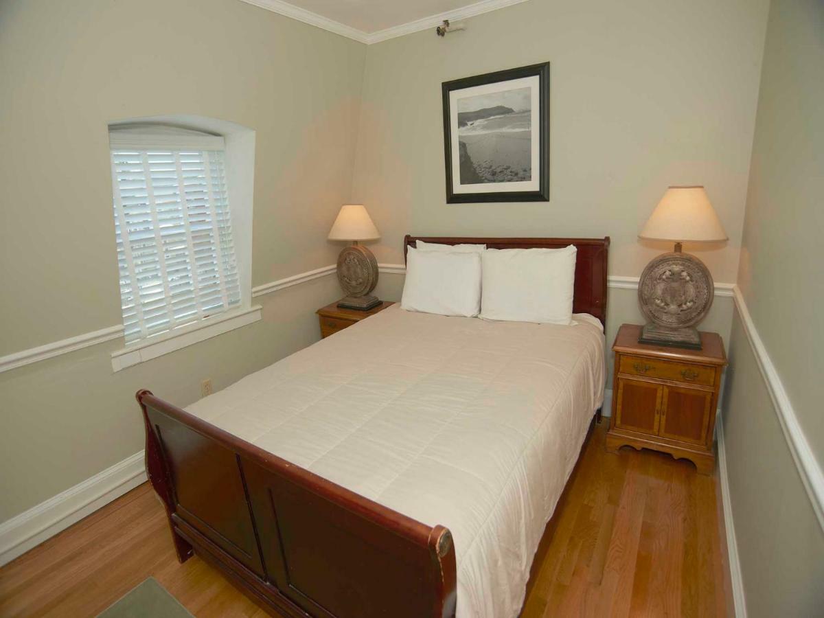 Bed and Breakfast Bellevue Manor à Tour de Tour de Newport Extérieur photo