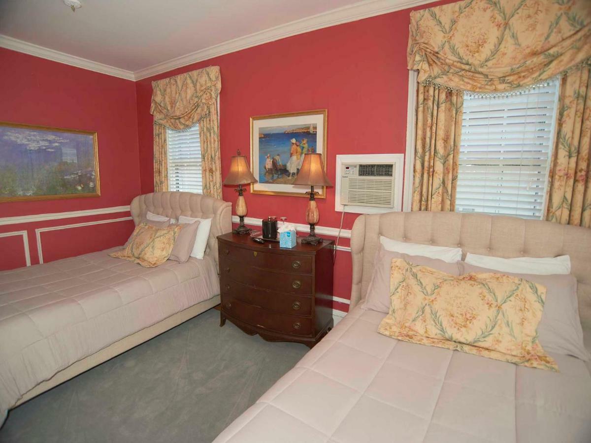 Bed and Breakfast Bellevue Manor à Tour de Tour de Newport Extérieur photo