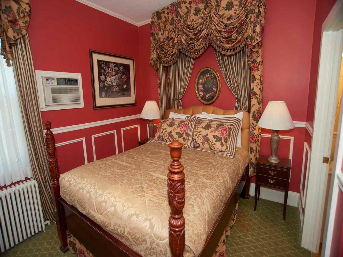 Bed and Breakfast Bellevue Manor à Tour de Tour de Newport Extérieur photo