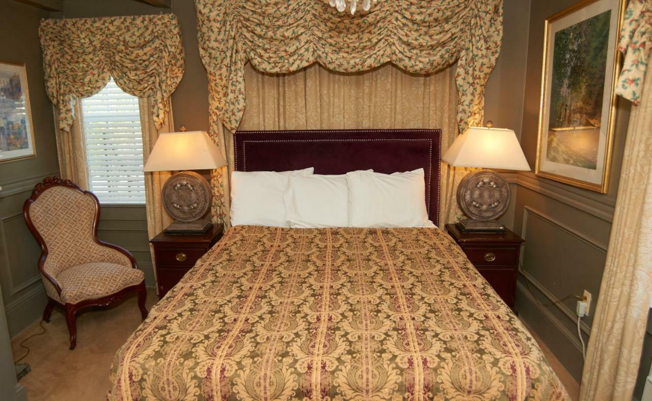 Bed and Breakfast Bellevue Manor à Tour de Tour de Newport Extérieur photo