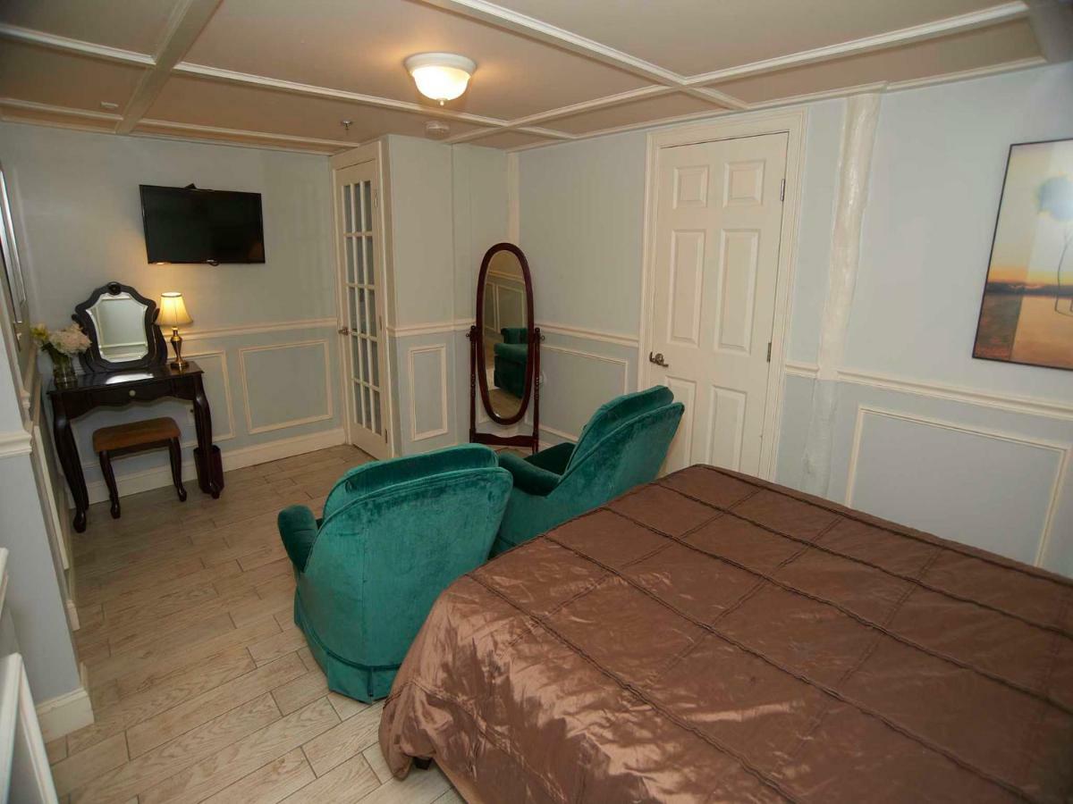 Bed and Breakfast Bellevue Manor à Tour de Tour de Newport Extérieur photo